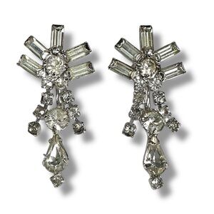 Vintage Platinum Clear Rhinestone Drop Dangle Screw Back Earrings